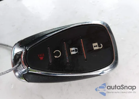 2018 Chevrolet Equinox Lt z USA, uszkodzony, nr VIN 2GNAXJEV9J6197552